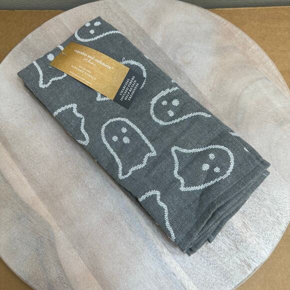 Halloween Ghosts Cupcakes & Cashmere Ghost Kitchen Towel Set White On Gray New - Picture 1 of 12
